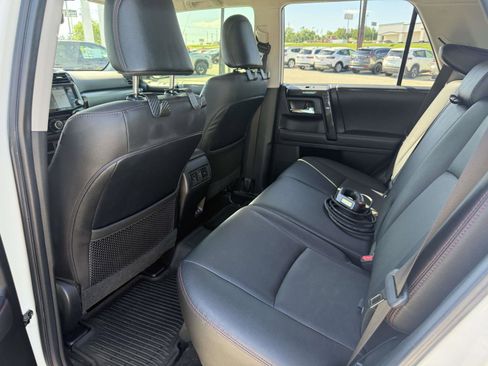Used 2021 Toyota 4Runner TRD Off-Road Premium AWD/4WD image 9