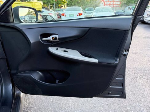 Used 2010 Toyota Corolla S FWD image 20