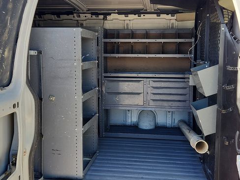 Used 2012 Chevrolet Express 2500 Work Van w/ Cold Climate Package image 9