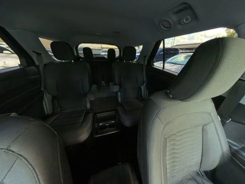Used 2021 Ford Explorer XLT RWD image 26