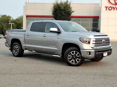 Used 2020 Toyota Tundra Limited w/ Limited Premium Package