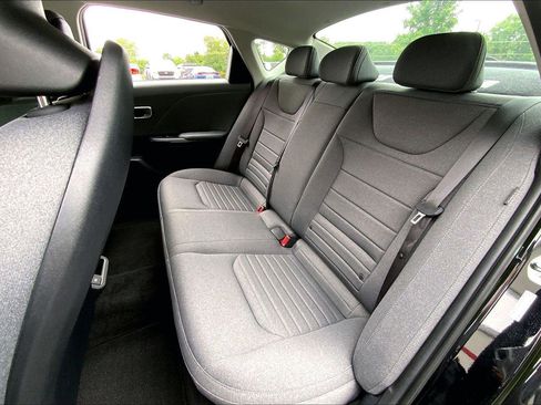 Used 2025 Kia K4 EX FWD image 23