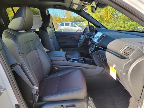 New 2026 Honda Ridgeline Black Edition image 17