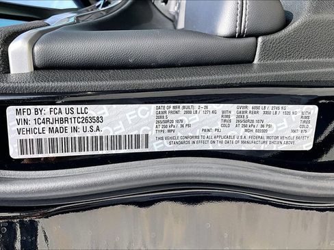 New 2026 Jeep Grand Cherokee Limited w/ Limited Altitude Package AWD/4WD image 34
