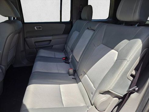 Used 2014 Honda Pilot LX image 18