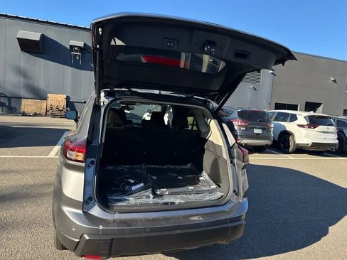 New 2026 Nissan Rogue SV image 6