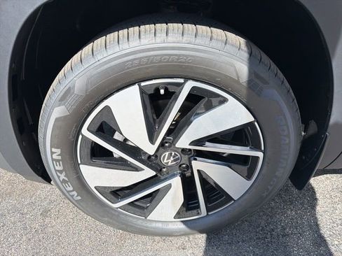 New 2026 Volkswagen Atlas SE AWD/4WD image 30