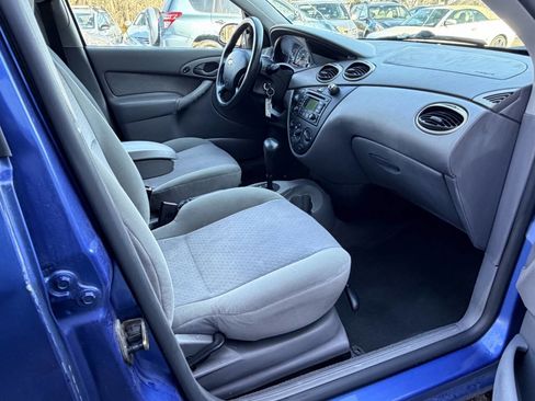 Used 2003 Ford Focus SE image 14