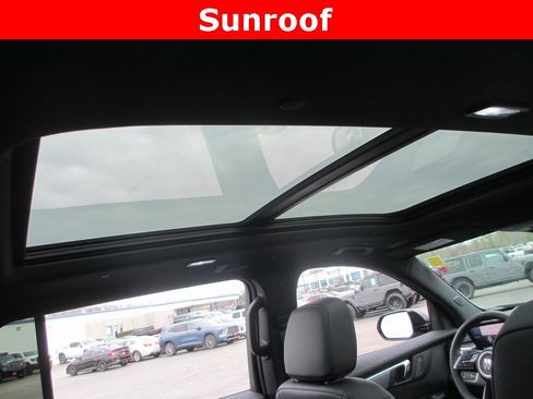 Certified 2025 Buick Enclave Sport Touring w/ Power Package image 14