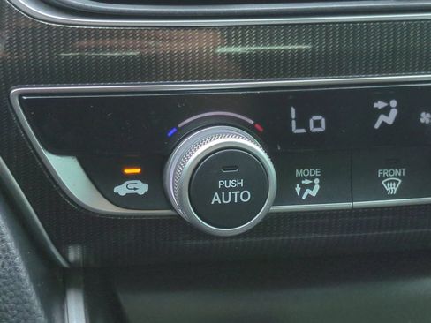 Used 2018 Honda Accord Sport image 28