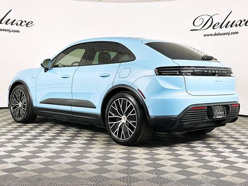 Used 2024 Porsche Macan 4 Electric w/ Premium Package AWD/4WD image 4