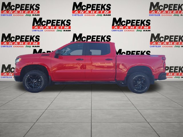 Used 2023 Chevrolet Silverado 1500 LT Trail Boss w/ Convenience Package II AWD/4WD image 2
