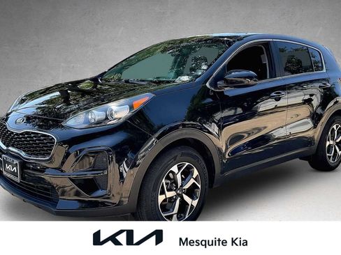 Certified 2022 Kia Sportage LX FWD image 1
