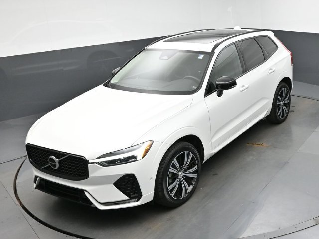 Used 2024 Volvo XC60 B5 Plus w/ Protection Package Premier AWD/4WD image 45