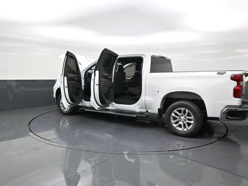 Used 2022 Chevrolet Silverado 1500 LT image 30