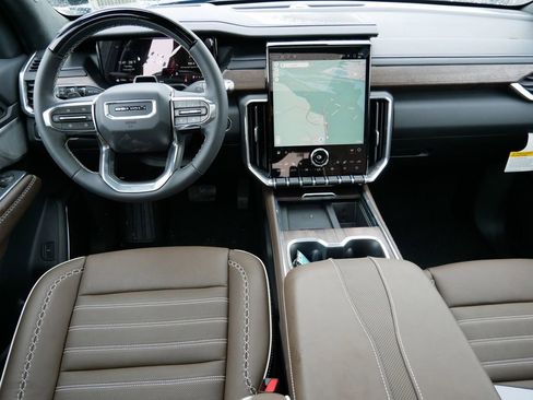 New 2026 GMC Acadia Denali Ultimate image 10