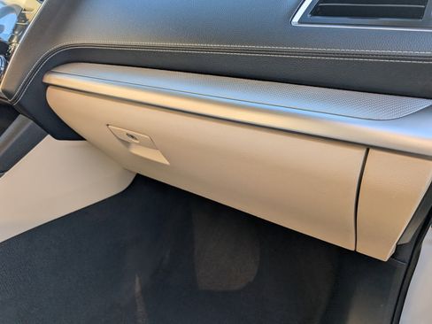 Used 2019 Subaru Outback 2.5i Premium image 39