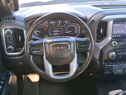 Used 2019 GMC Sierra 1500 SLE w/ Remote Start Package image 18