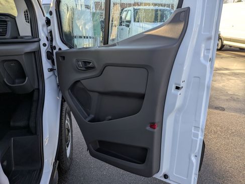 New 2026 Ford Transit 150 Low Roof image 32