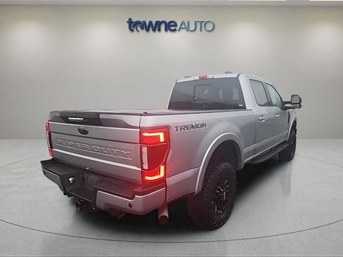 Used 2022 Ford F350 Lariat w/ Tremor Off-Road Package image 5