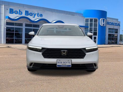 New 2026 Honda Accord Touring image 8