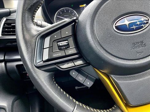 Used 2022 Subaru Crosstrek 2.5i Sport w/ Moonroof Package AWD/4WD image 18