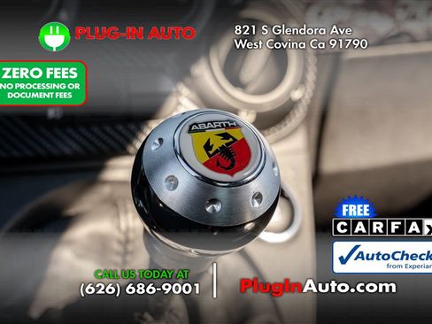 Used 2013 FIAT 500 Abarth w/ Beats Audio Pkg FWD image 23