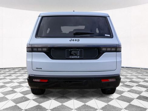 New 2026 Jeep Grand Wagoneer 4WD image 15