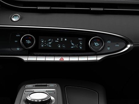 New 2025 Genesis GV70 2.5T w/ Sport Prestige Package image 31