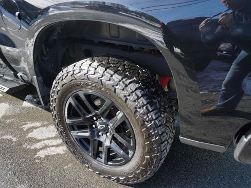 Used 2021 Chevrolet Silverado 1500 LT Trail Boss image 11