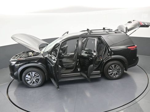 Used 2024 Nissan Pathfinder SV FWD image 69