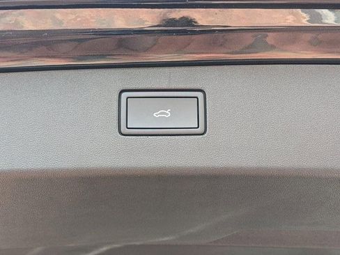 New 2026 Volkswagen Tiguan SE image 30