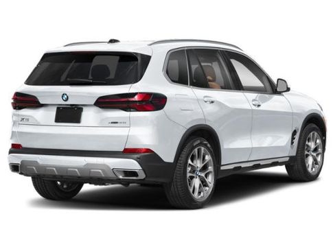 New 2026 BMW X5 sDrive40i w/ Parking Assistance Package RWD image 2