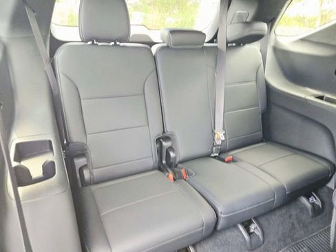 Used 2026 Chevrolet Traverse LT w/ LPO, Floor Liner Package AWD/4WD image 12