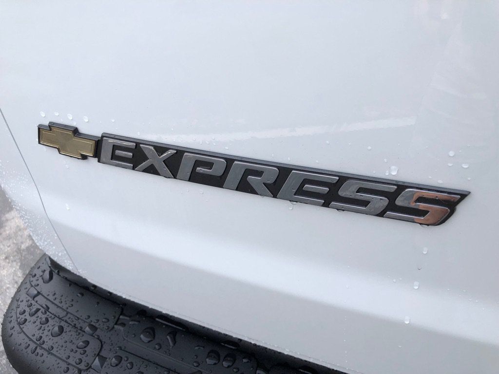 Used 2025 Chevrolet Express 2500 w/ Driver Convenience Package RWD image 15