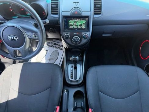 Used 2010 Kia Soul + w/ Audio Pkg FWD image 23