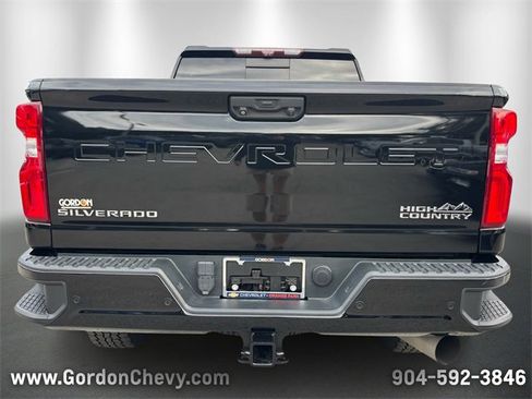 Used 2020 Chevrolet Silverado 2500 High Country w/ Z71 Off-Road Package image 4