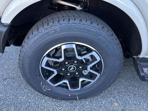 New 2025 Ford Bronco Outer Banks AWD/4WD image 47