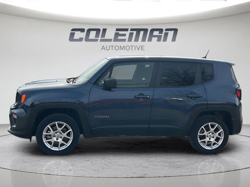 Used 2023 Jeep Renegade Latitude AWD/4WD image 5