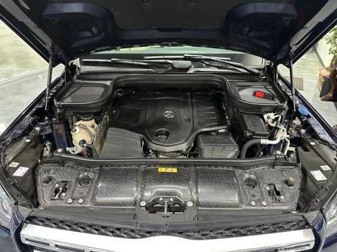 Used 2020 Mercedes-Benz GLS 450 4MATIC image 25