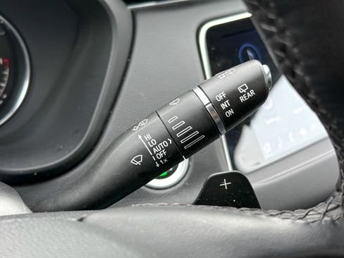 Used 2023 Cadillac XT4 Premium Luxury image 25