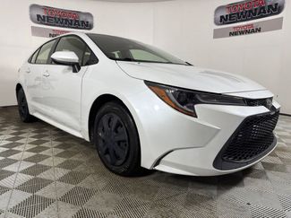 Used 2022 Toyota Corolla LE FWD video 1
