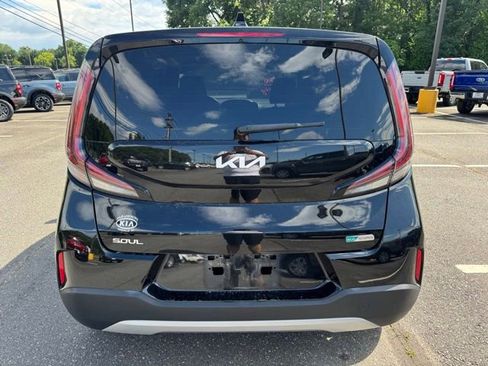 Used 2024 Kia Soul EX FWD image 7