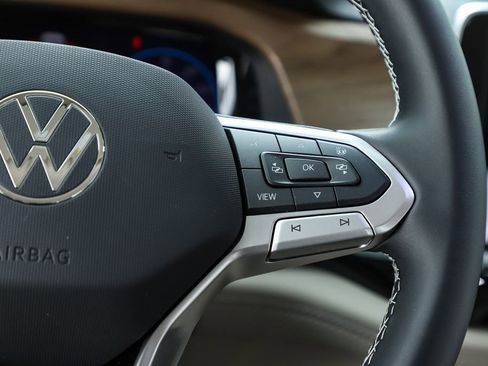 New 2026 Volkswagen Atlas SE image 60