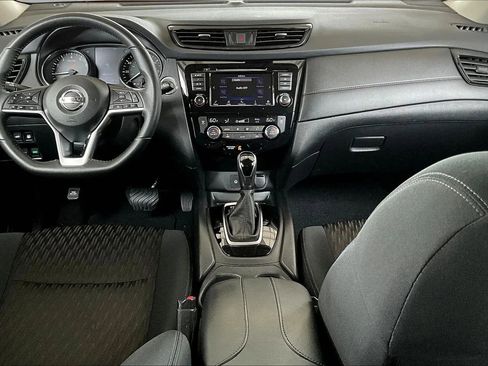 Used 2019 Nissan Rogue SV AWD/4WD image 7