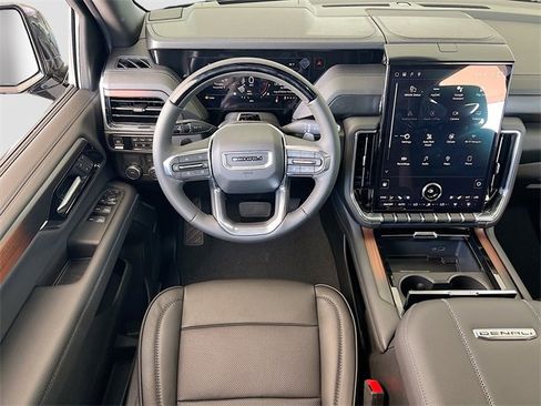 New 2026 GMC Yukon Denali w/ Advanced Technology Package image 16