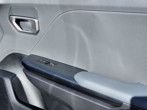 New 2026 Kia K4 LXS image 15