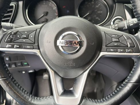 Used 2022 Nissan Rogue Sport SV image 20