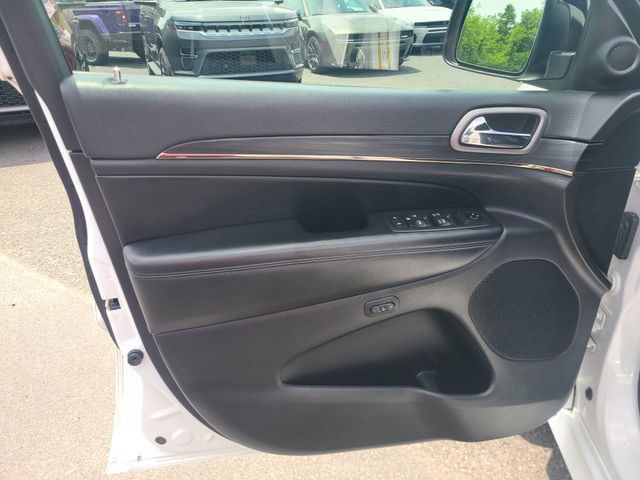 Used 2020 Jeep Grand Cherokee Limited X AWD/4WD image 11
