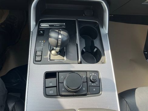 Used 2024 MAZDA CX-90 Plug-In Hybrid w/ Premium Plus image 19